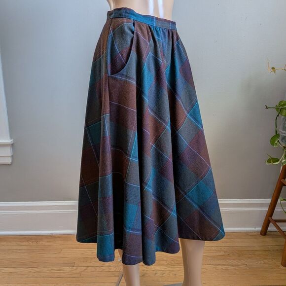 Vintage Dresses & Skirts - Vintage 90s Avon Fashions Plaid Wool Blend Midi Skirt Dark Academia Preppy 7/8